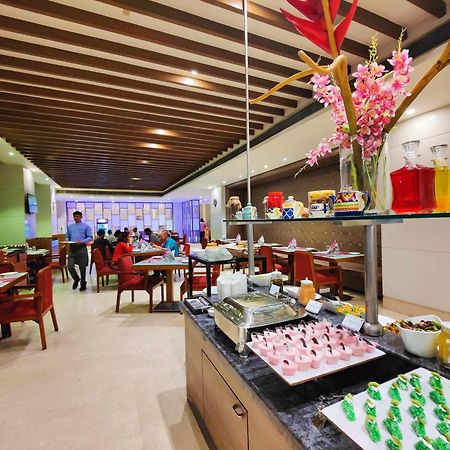 Regenta Central Grand Exotica Pimpri-Chinchwad Eksteriør billede