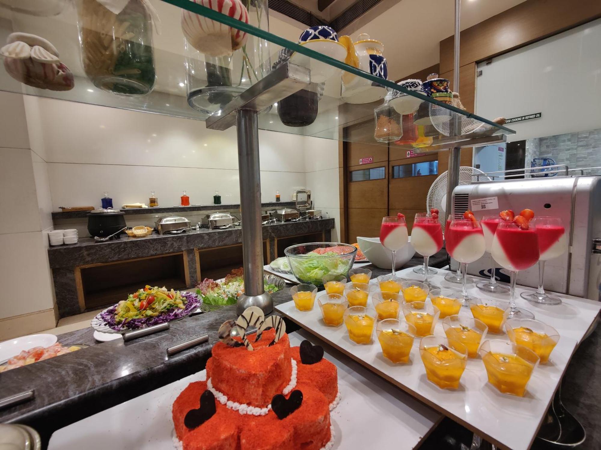 Regenta Central Grand Exotica Pimpri-Chinchwad Eksteriør billede