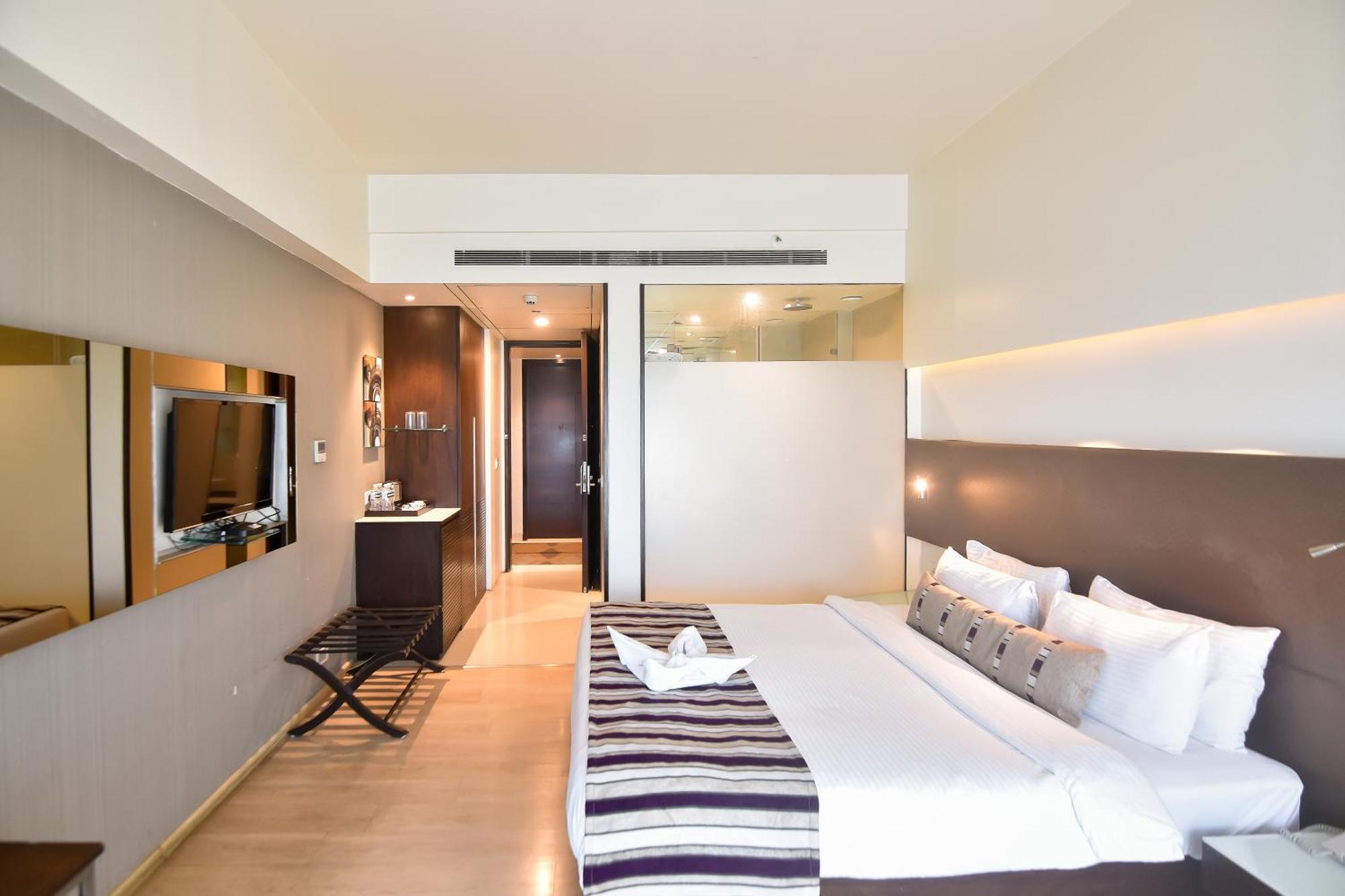 Regenta Central Grand Exotica Pimpri-Chinchwad Eksteriør billede