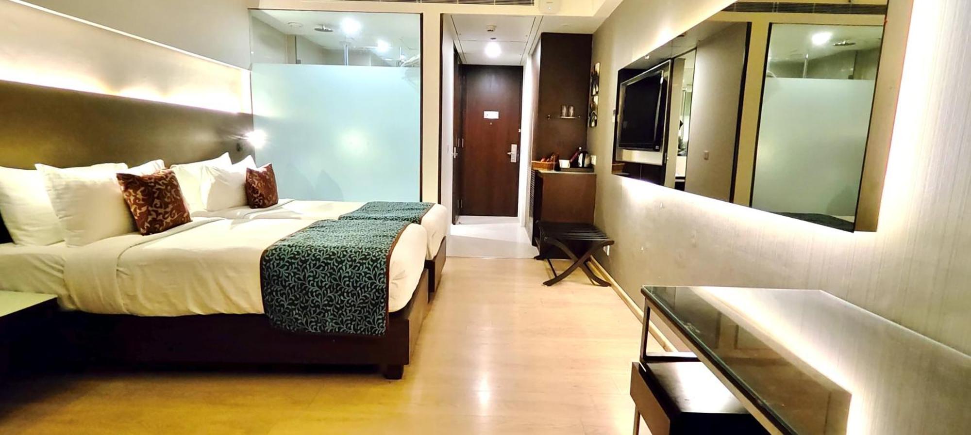Regenta Central Grand Exotica Pimpri-Chinchwad Eksteriør billede